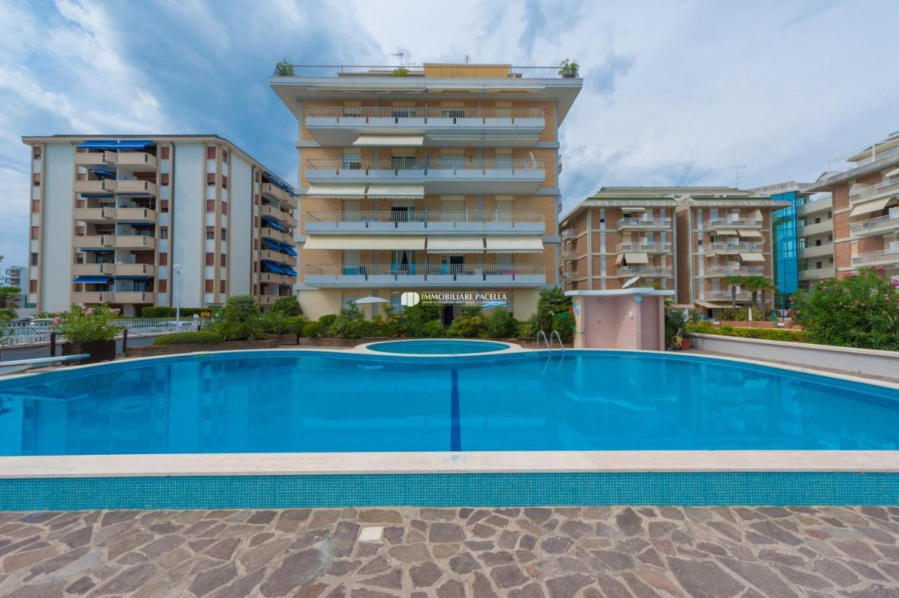 Residence Solmare Immobiliare Pacella 리도 디 예솔로 외부 사진